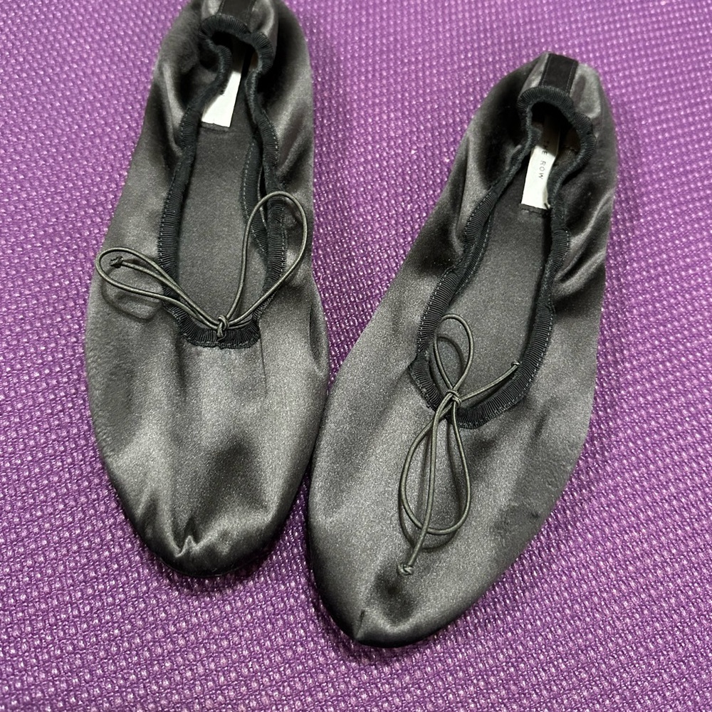 NWOT The Row Awar Silk Ballet Flats in Black - Picture 5 of 5